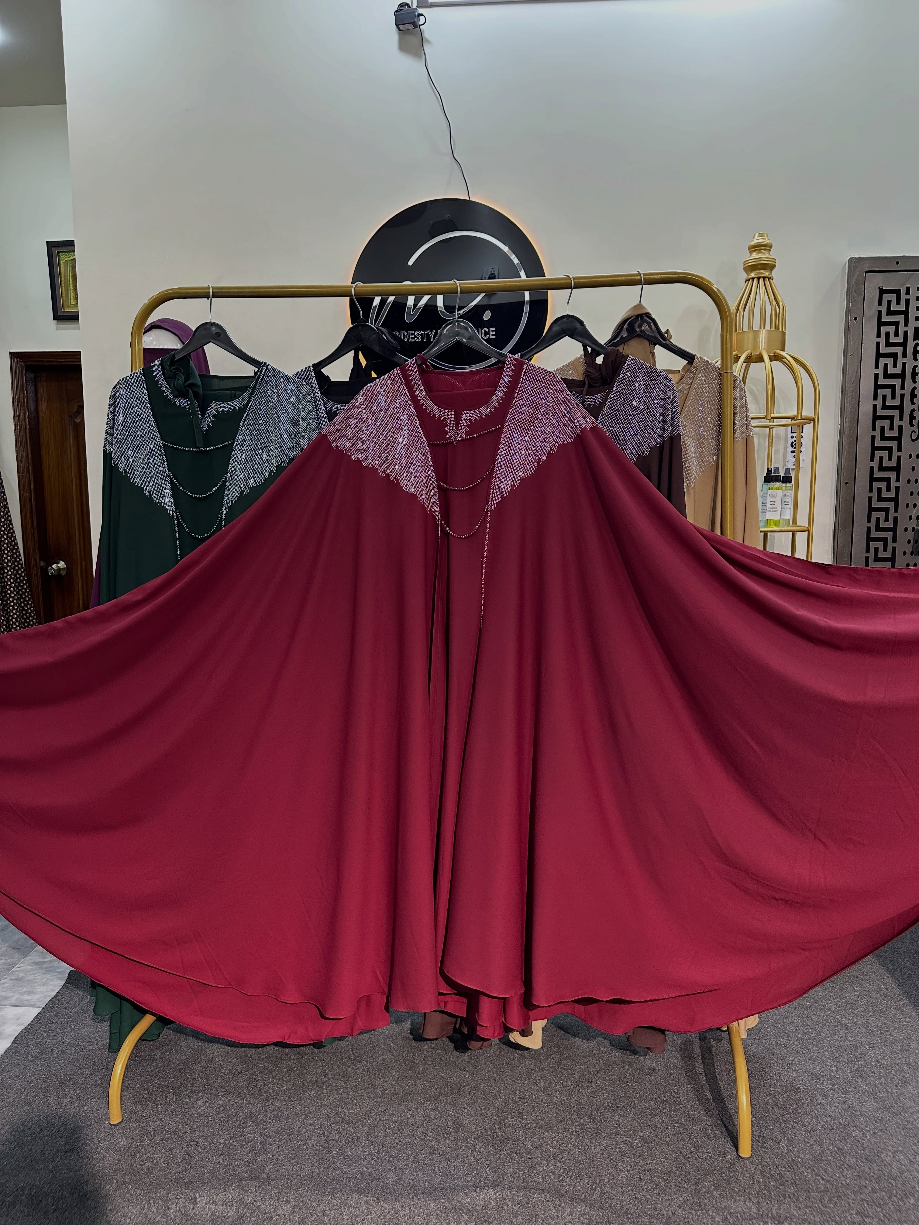 4-piece abaya set khuram Sultan Abaya